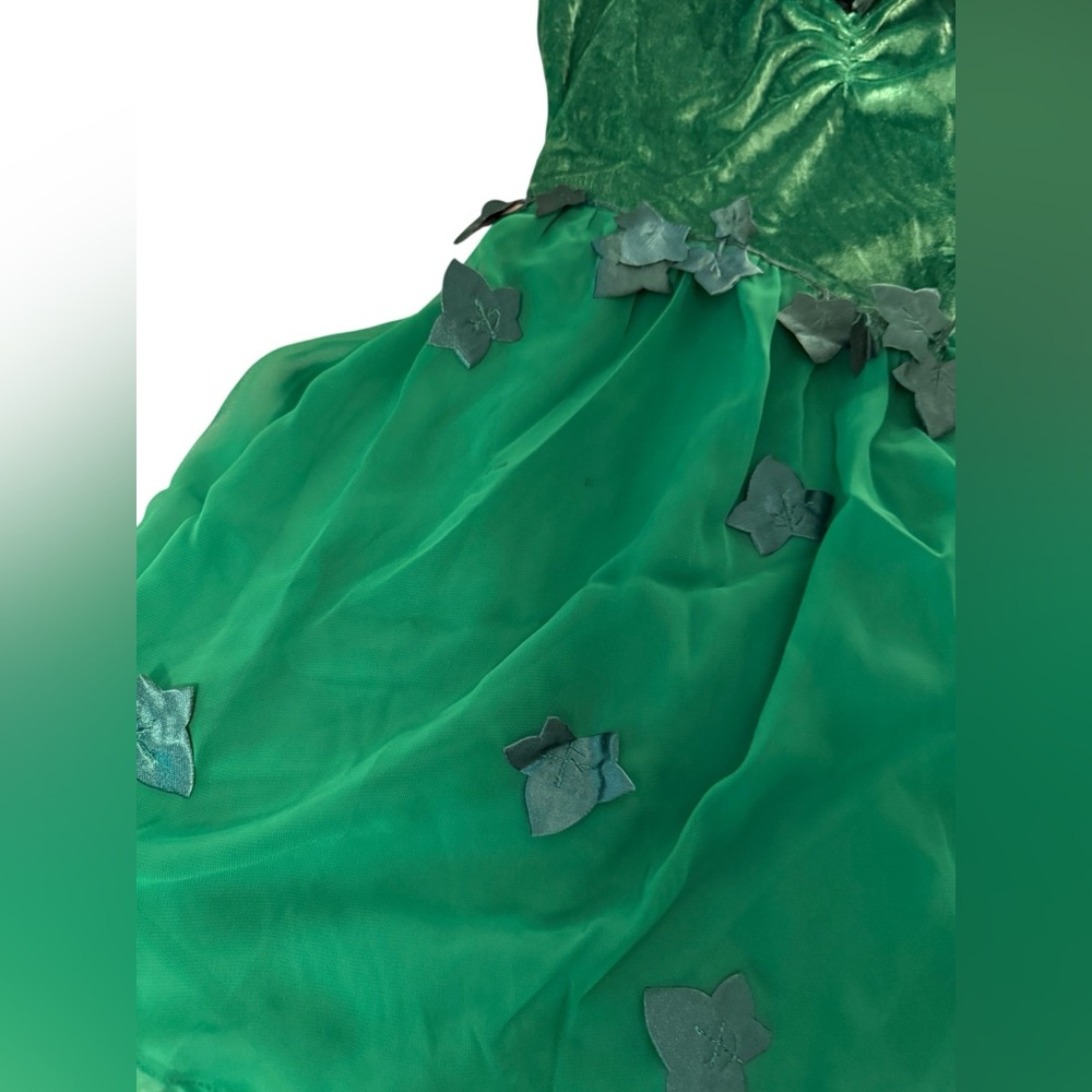 Spirit Halloween Poison Ivy Short Dress Costume DC Villains (Adult Small 4-6) - Picture 8 of 13